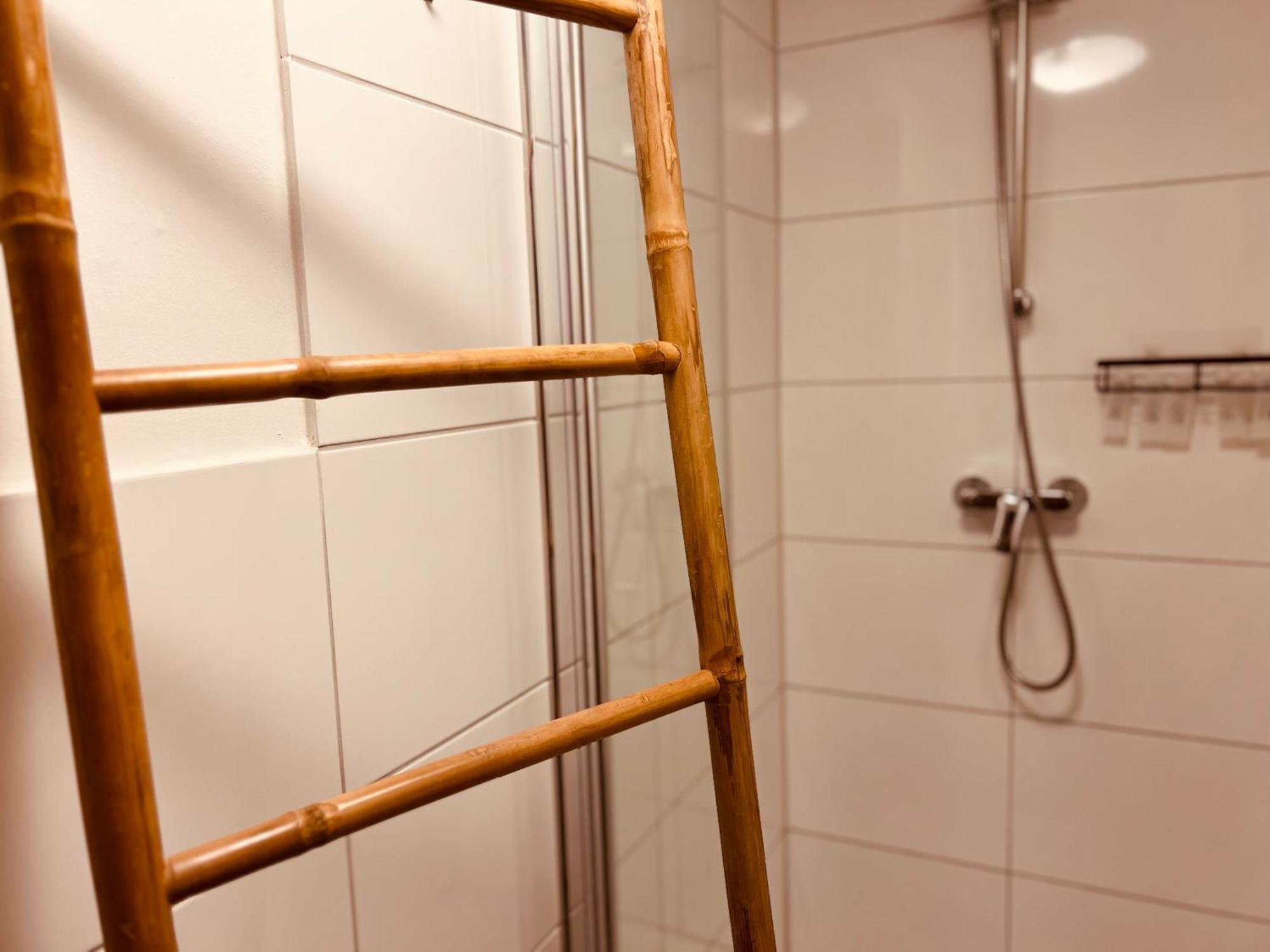 Cologne Luxe Living: Opulent Elegance Unleashed Lejlighed Eksteriør billede
