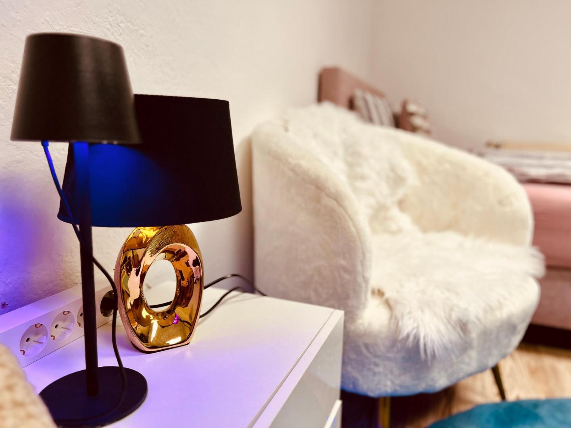 Cologne Luxe Living: Opulent Elegance Unleashed Lejlighed Eksteriør billede